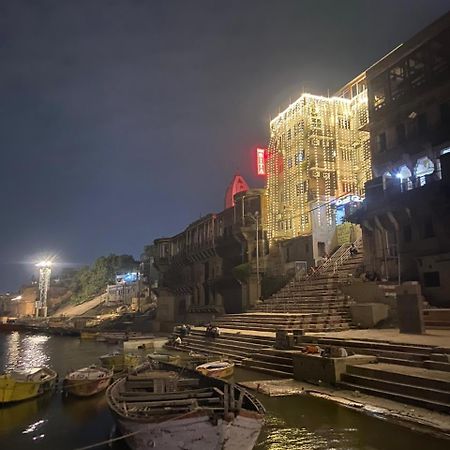 Hotel Sita Palace On Heritage Ghats Of Benaras Varanasi Exterior foto